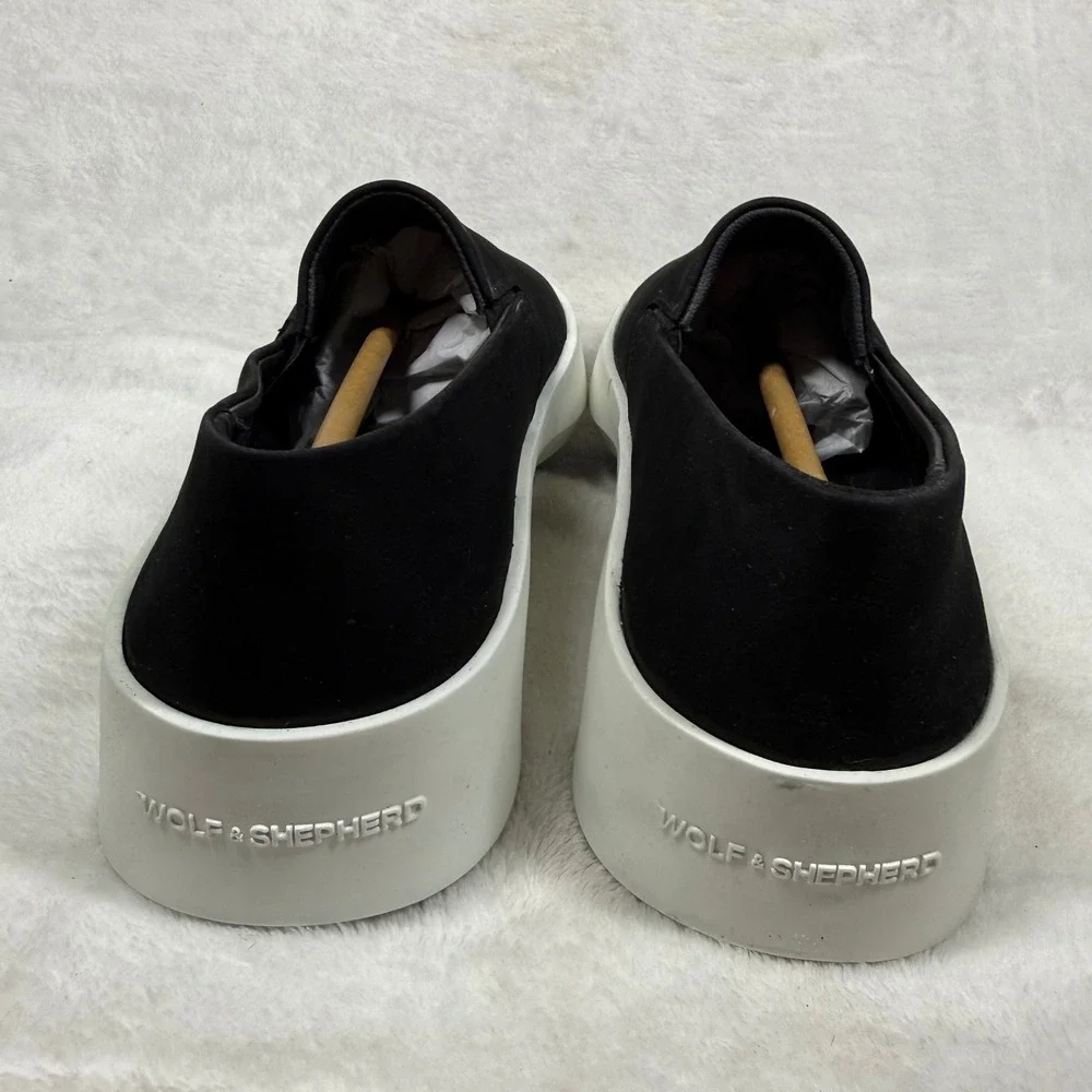 Wolf & Shepherd Cruise Slip-On Black Brilliant White Suede Men 7.5 Women 9 EU 40